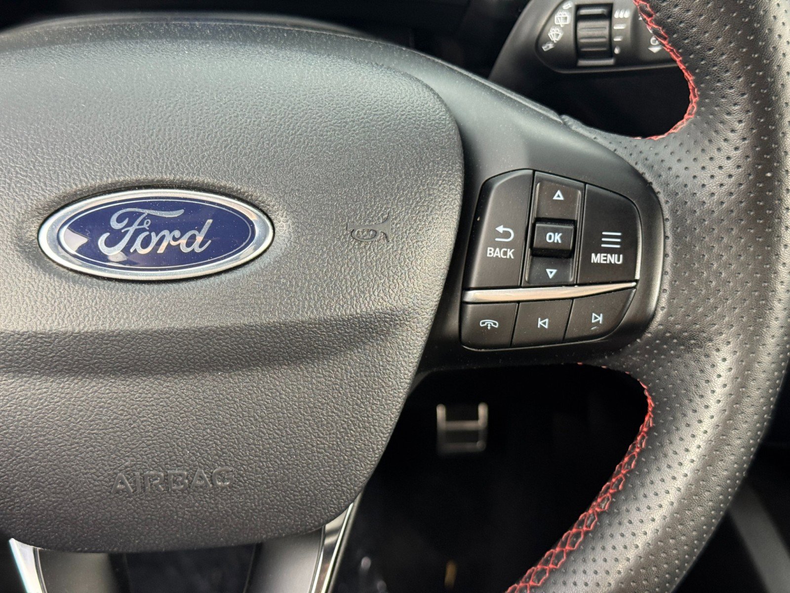 Used 2024 Ford Escape ST-Line w/ Tech Pack #1 AWD/4WD image 20