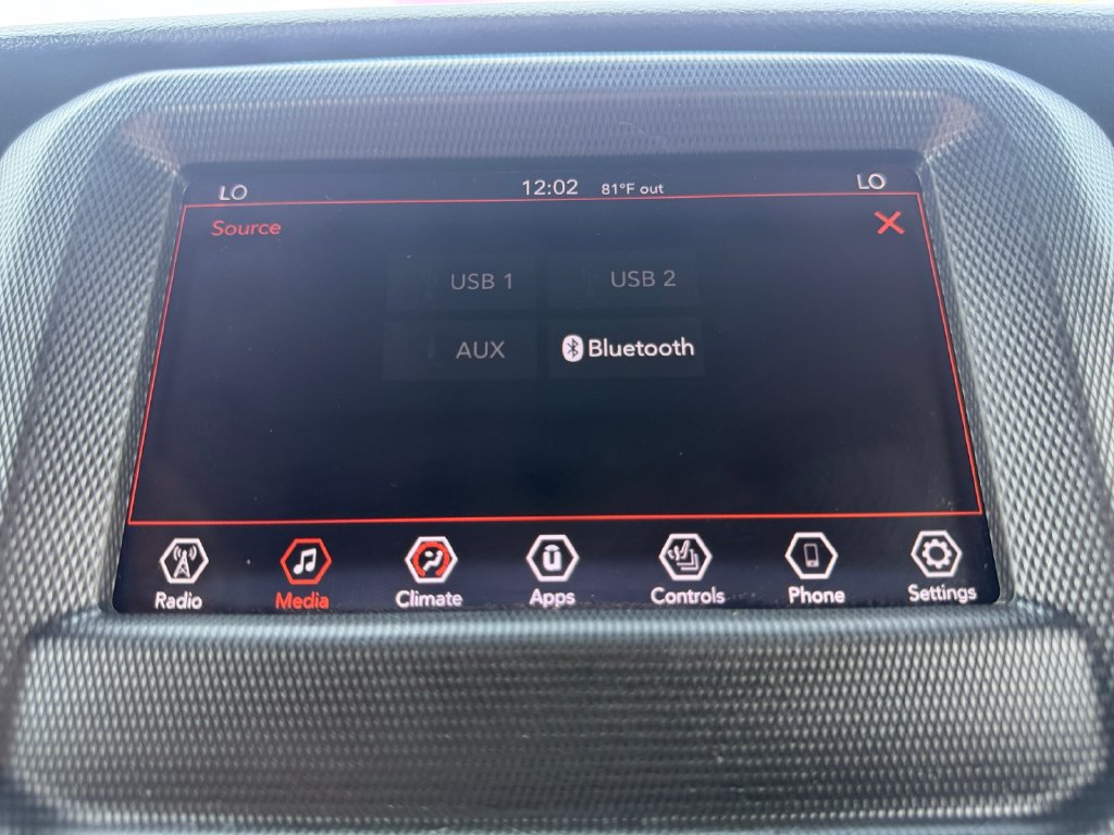 Used 2022 Jeep Gladiator Sport AWD/4WD image 19