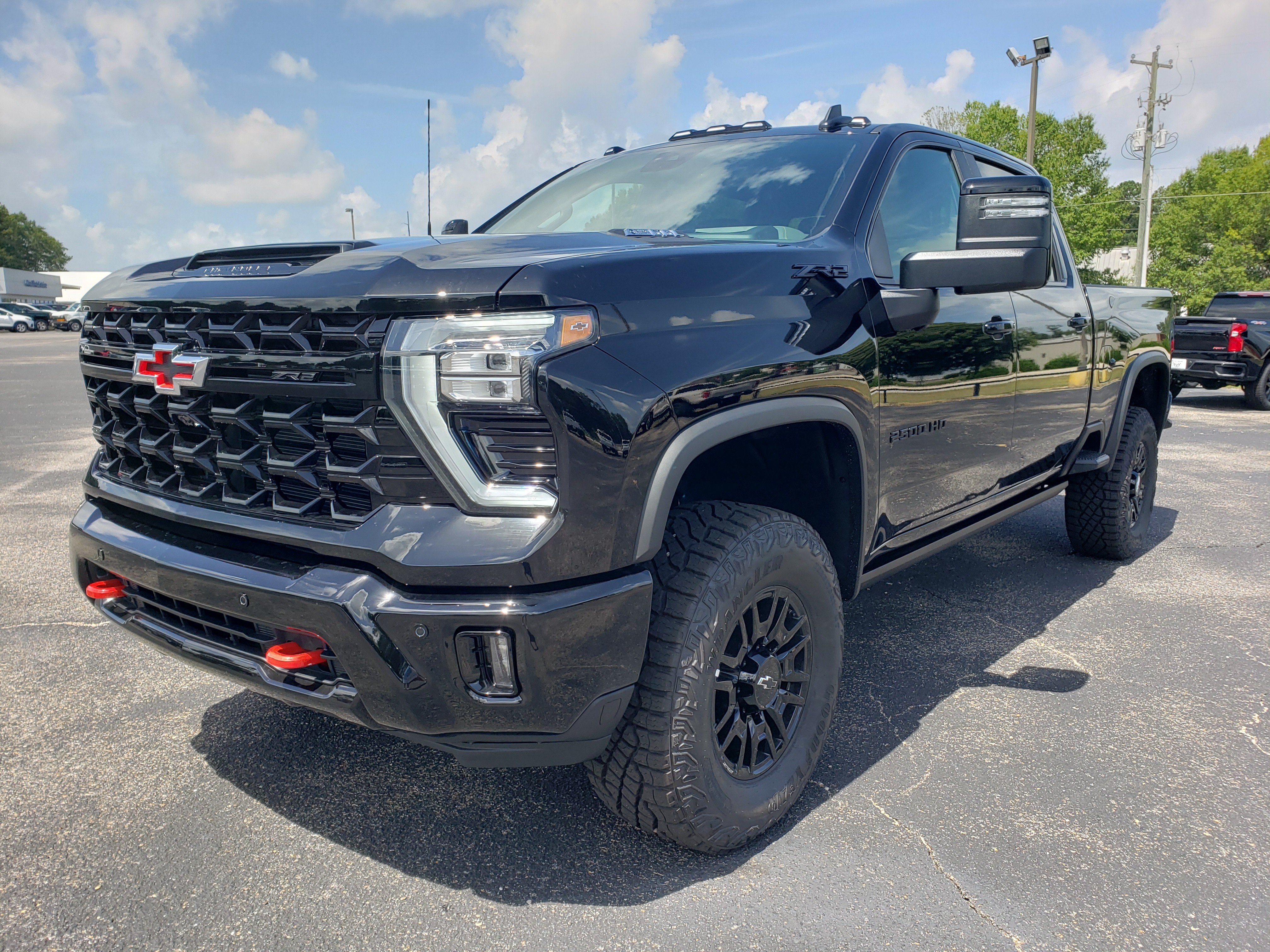 New 2026 Chevrolet Silverado 2500 ZR2 w/ LPO, Dark Essentials Package AWD/4WD image 2