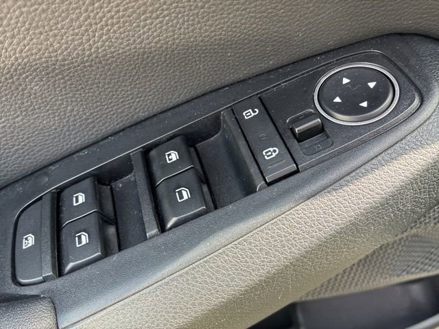 Used 2023 Kia Seltos S w/ Navigation Package image 15