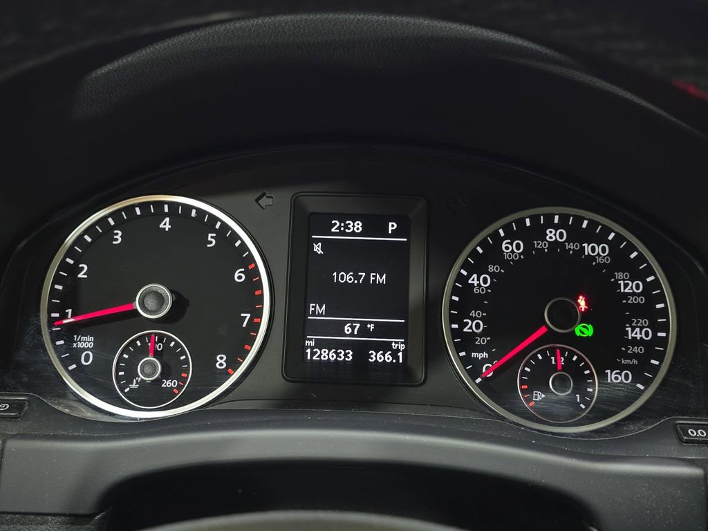 Used 2014 Volkswagen Tiguan SE AWD/4WD image 19