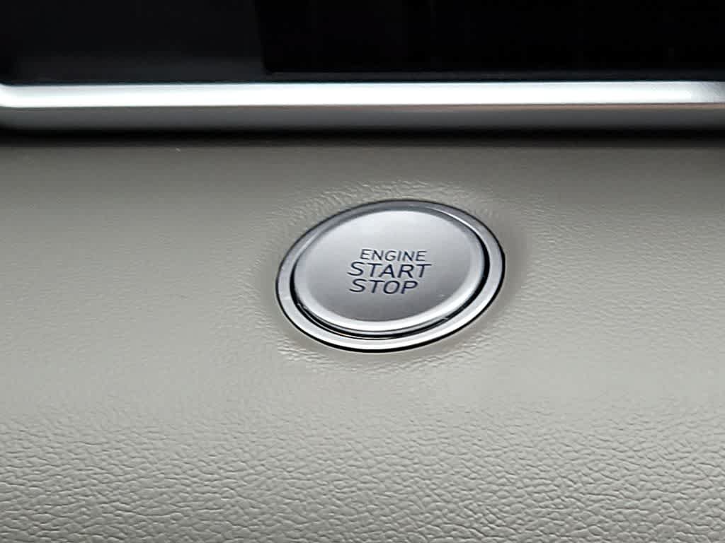 Certified 2025 Hyundai Elantra Sport FWD image 21