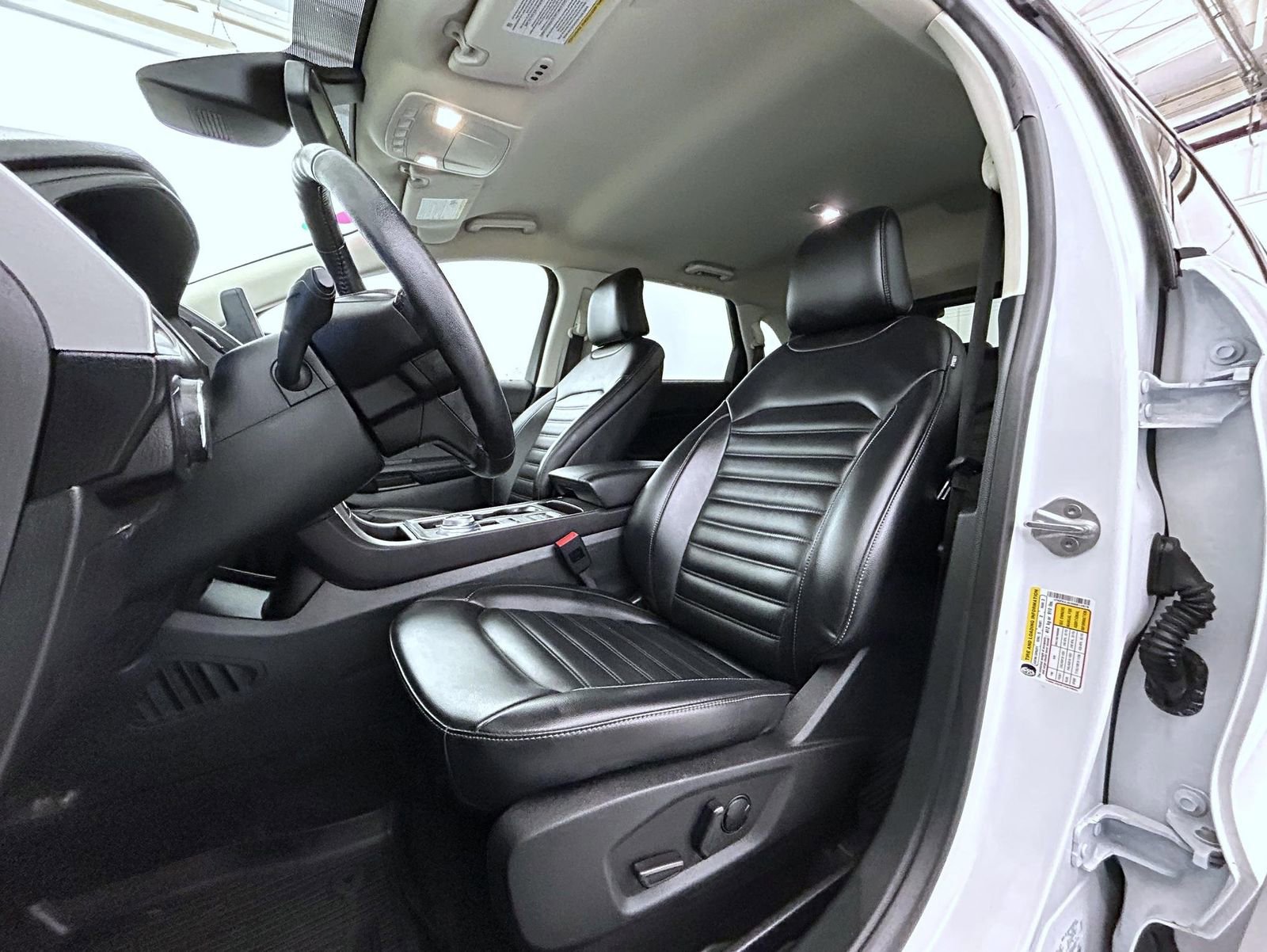 Used 2022 Ford Edge SEL w/ Convenience Package image 10