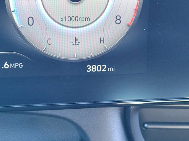 Used 2024 Hyundai Elantra N Base image 18