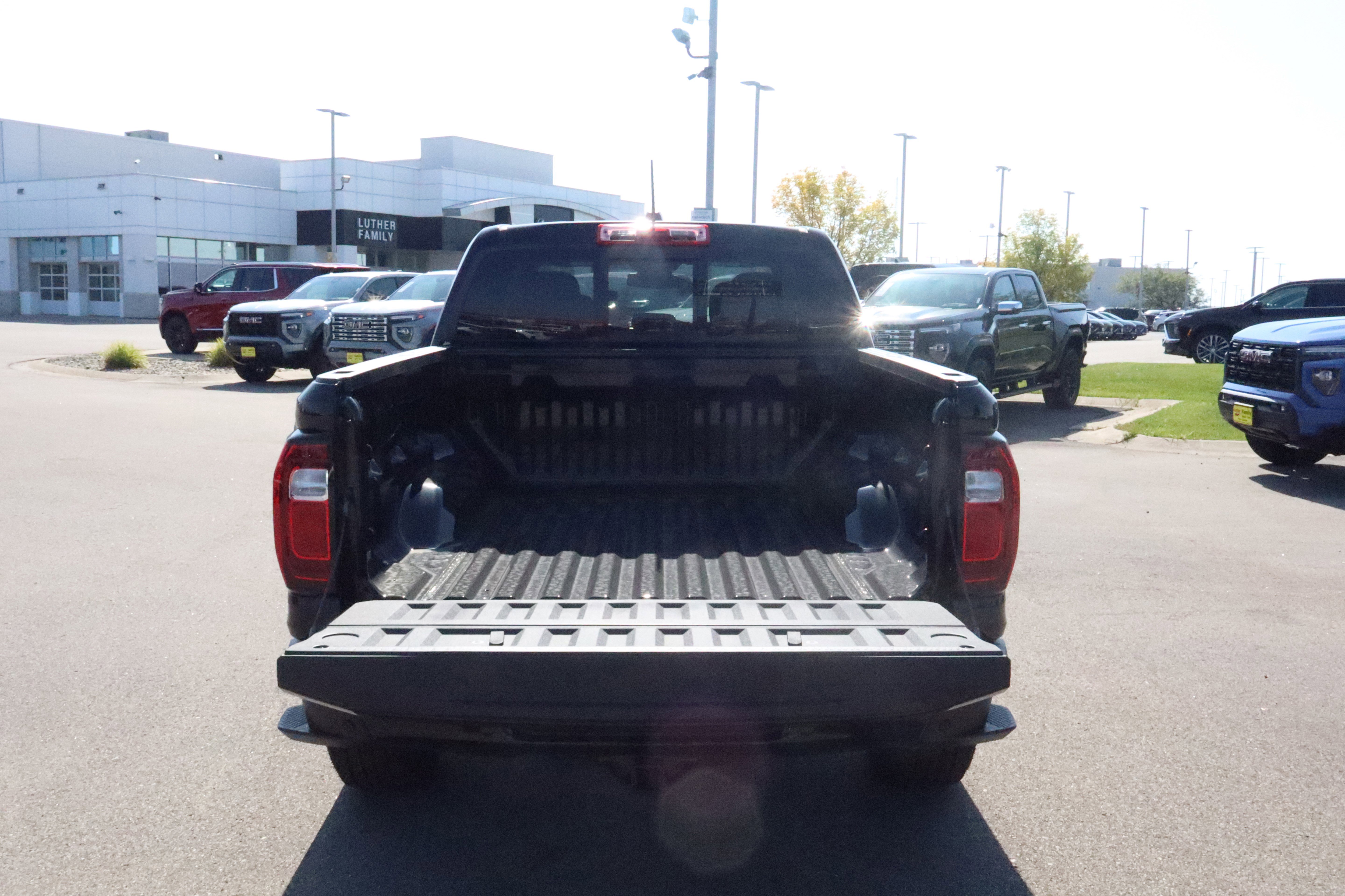 New 2026 GMC Canyon AT4 w/ Technology Plus Package image 16