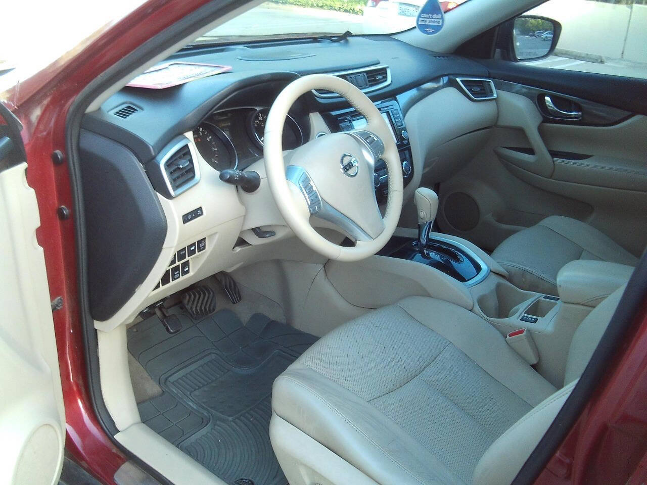 Used 2014 Nissan Rogue SL AWD/4WD image 25