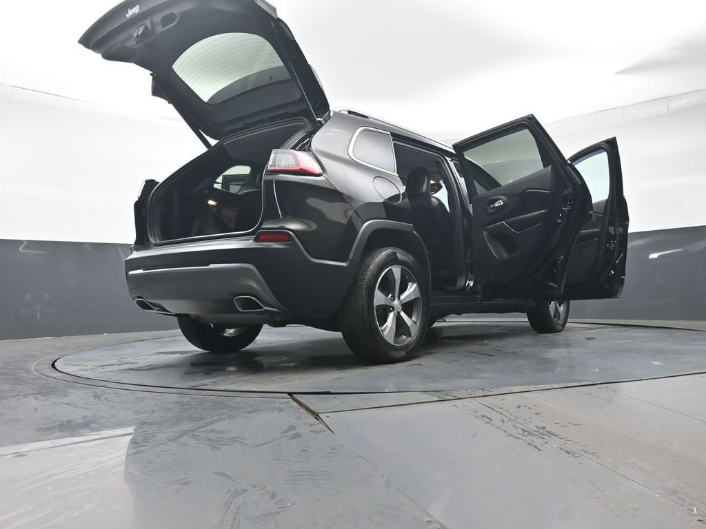 Used 2019 Jeep Cherokee Limited image 47