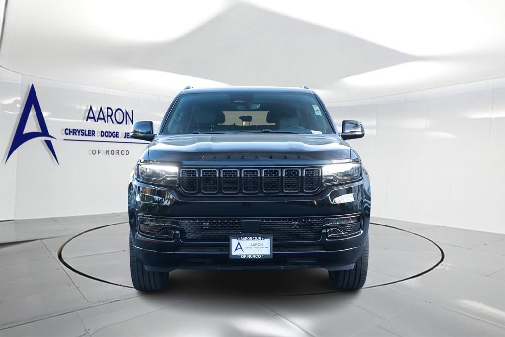 Used 2024 Jeep Wagoneer Series II RWD image 4