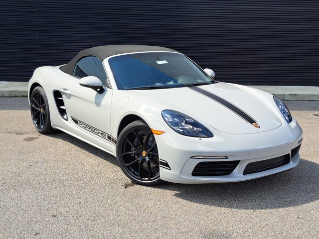 New 2025 Porsche 718 Boxster image 9