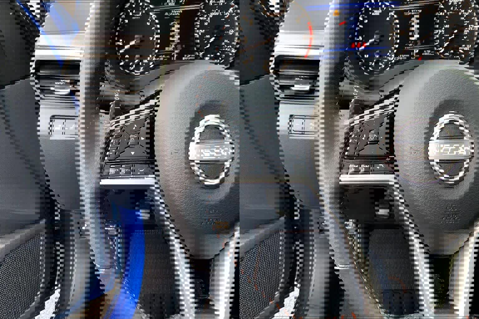 Used 2025 Nissan Altima 2.5 SR image 22