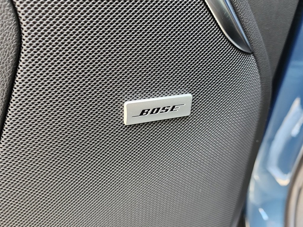 New 2026 GMC Yukon Denali w/ Denali Reserve Package image 14