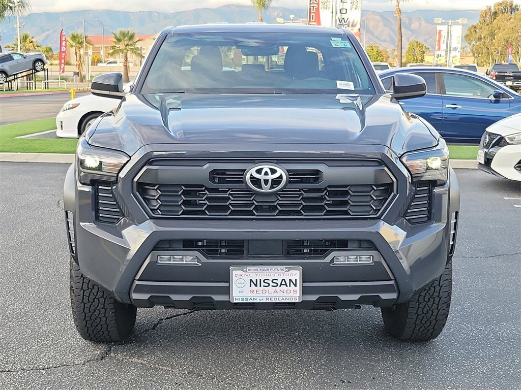 Used 2025 Toyota Tacoma TRD Off-Road image 30