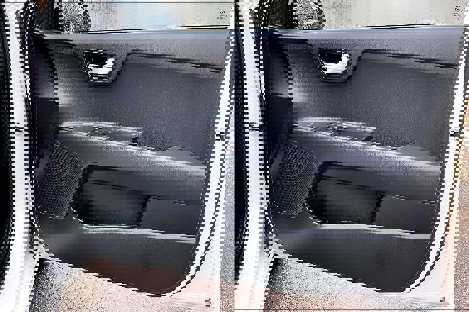 Used 2023 Kia Rio LX image 23