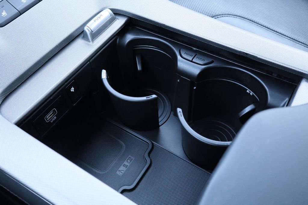 Used 2022 Hyundai Palisade Calligraphy w/ Cargo Package image 18