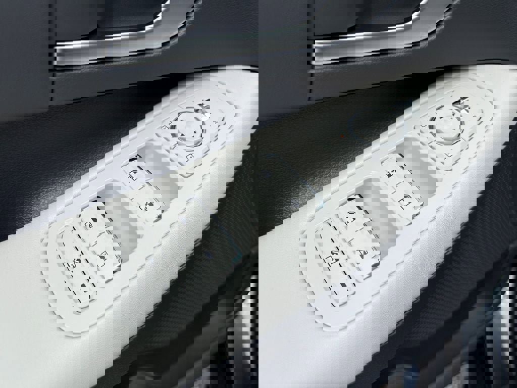 New 2025 Hyundai Sonata SEL image 14