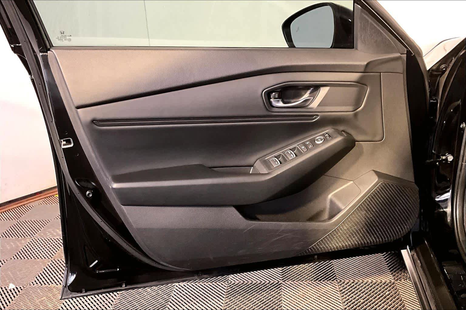 Used 2023 Honda Accord EX image 22