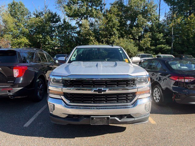 Used 2017 Chevrolet Silverado 1500 LT w/ All Star Edition AWD/4WD image 2