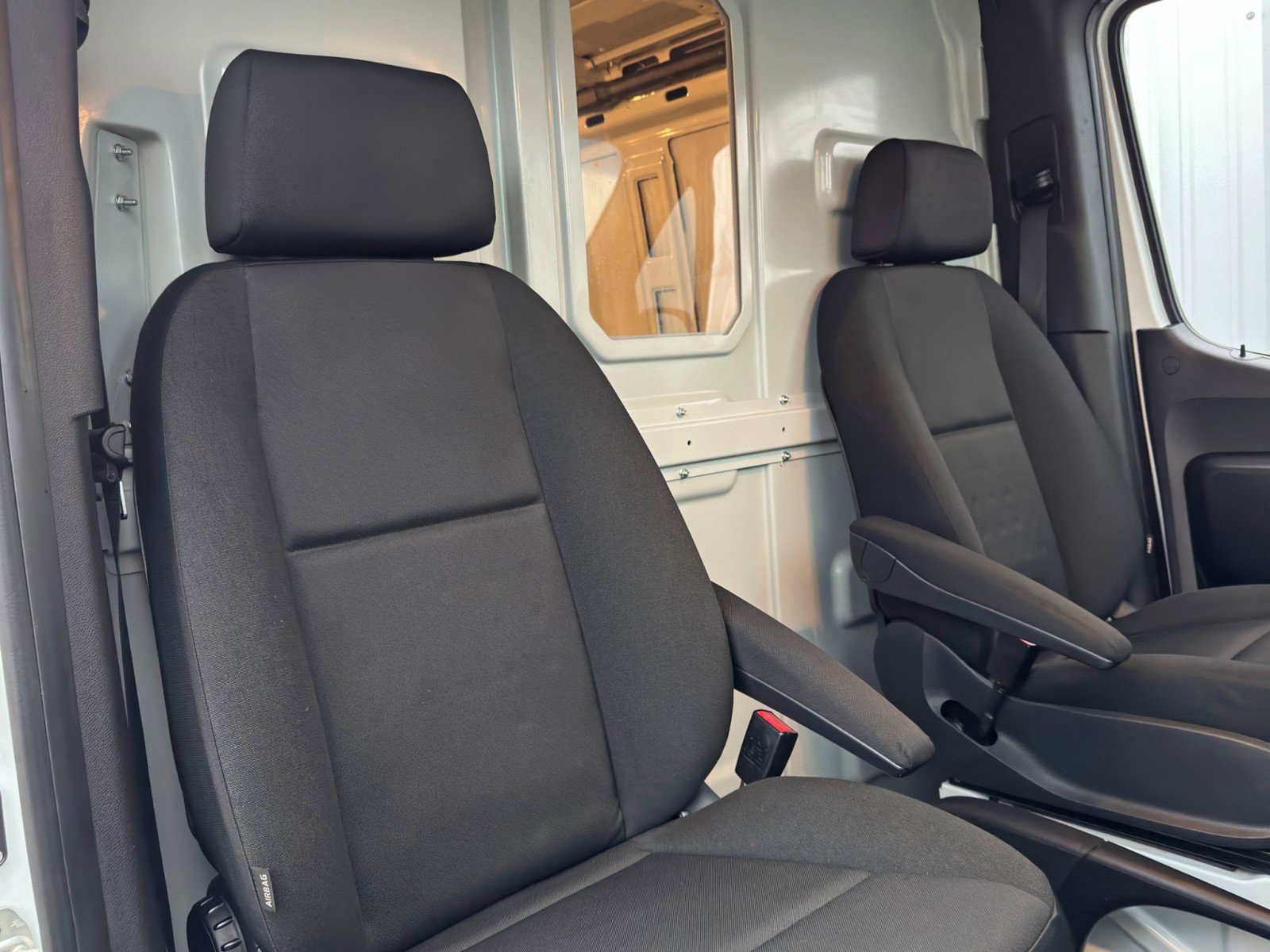 Used 2021 Mercedes-Benz Sprinter 2500 w/ Driver Convenience Package image 26