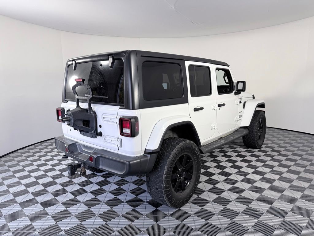 Used 2018 Jeep Wrangler Unlimited Sahara image 6