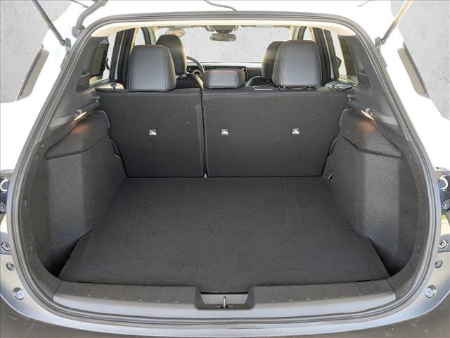 Used 2025 Nissan Kicks SR AWD/4WD image 6