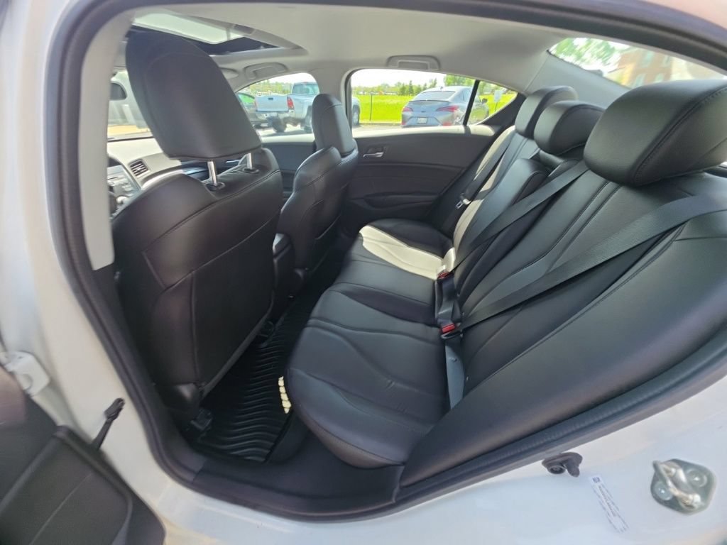 Used 2020 Acura ILX FWD image 26