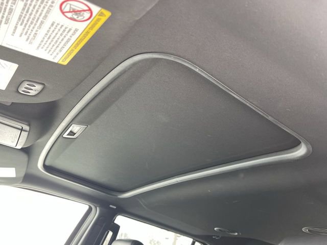 Used 2017 Lincoln Navigator Select image 22