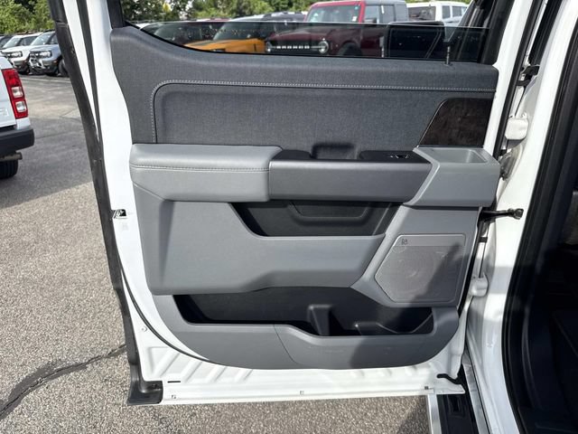 Used 2023 Ford F150 Lariat AWD/4WD image 19