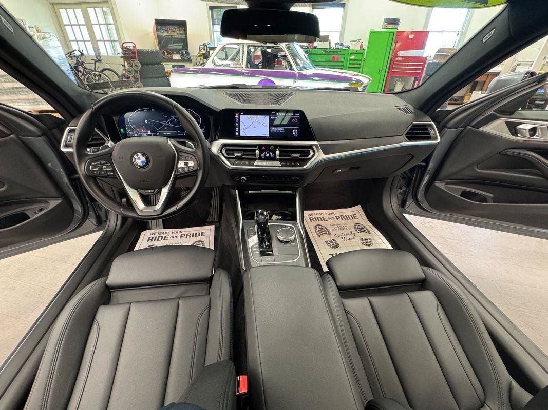Used 2021 BMW 430i xDrive Coupe w/ Convenience Package AWD/4WD image 4