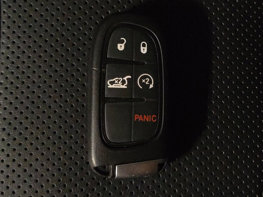 Used 2022 Jeep Cherokee Latitude Lux AWD/4WD image 32