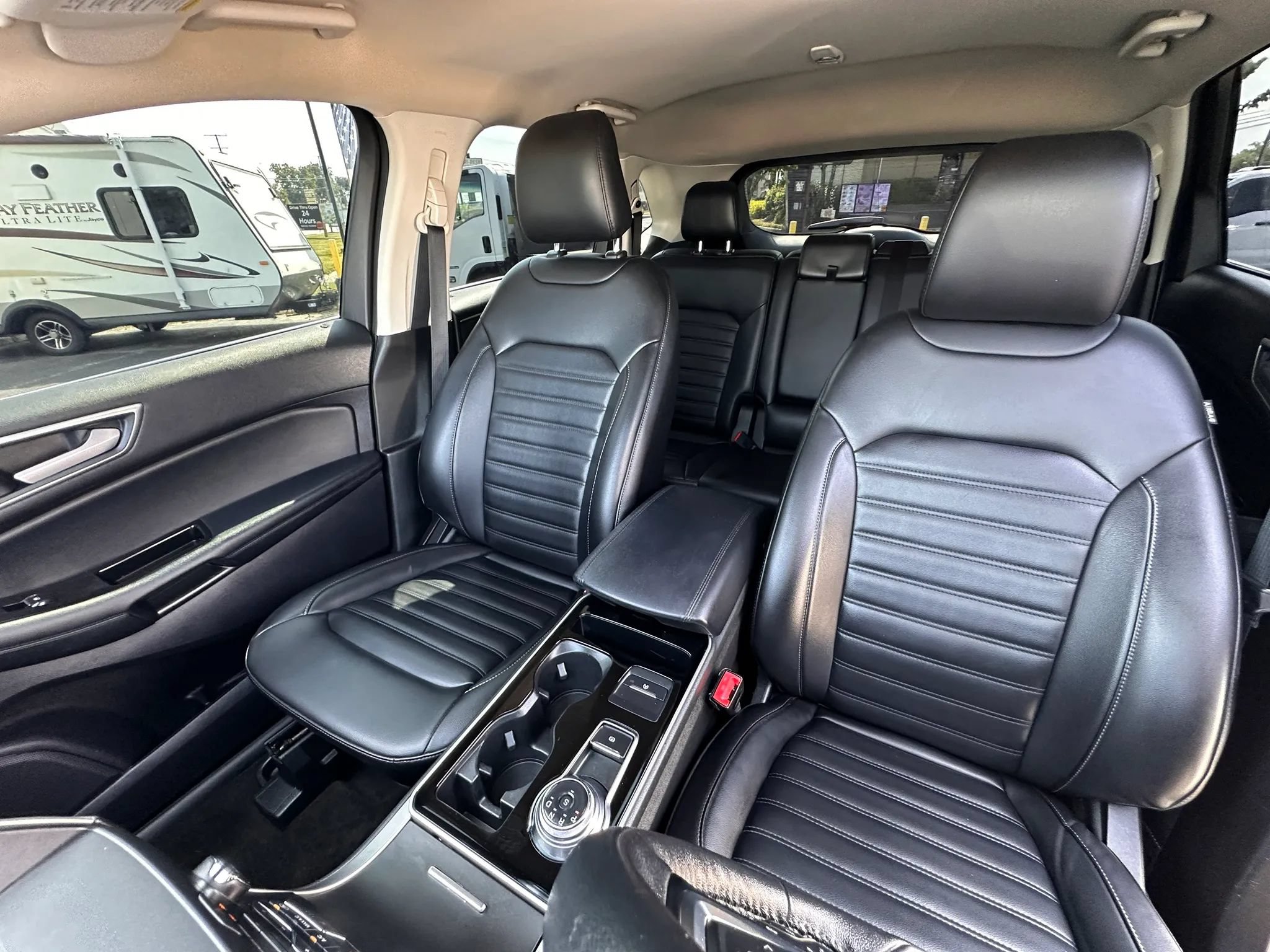 Used 2020 Ford Edge SEL FWD image 14