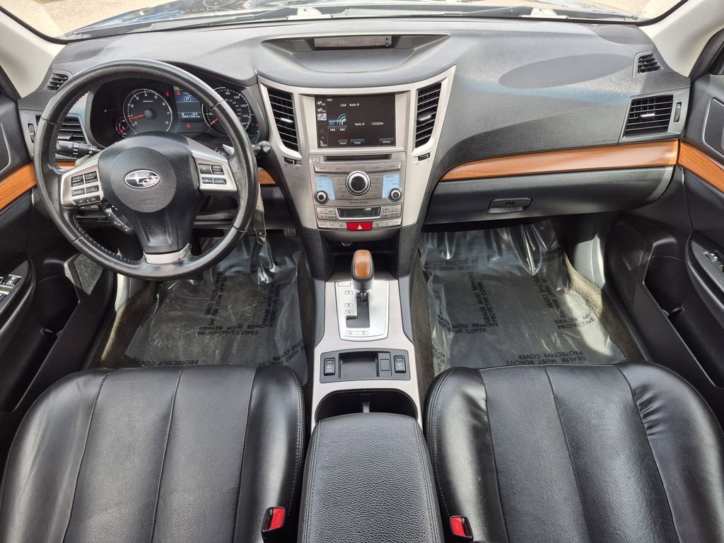 Used 2013 Subaru Outback 2.5i Limited AWD/4WD image 14