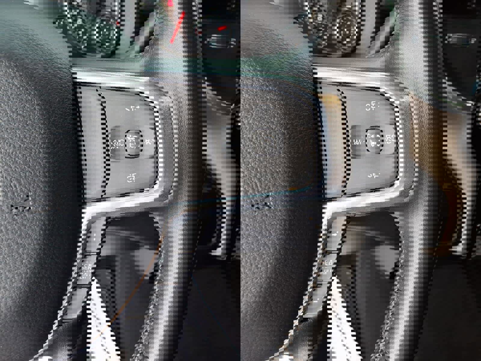 Used 2024 RAM 2500 Laramie image 10