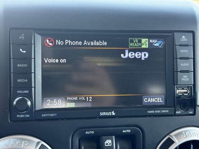 Used 2018 Jeep Wrangler Unlimited Rubicon w/ Cold Weather Group AWD/4WD image 31