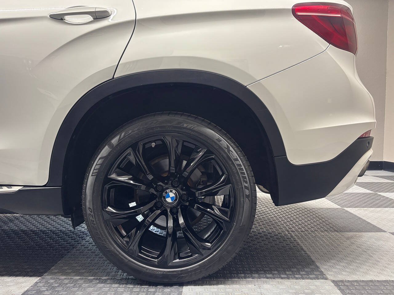 Used 2015 BMW X6 xDrive35i AWD/4WD image 10