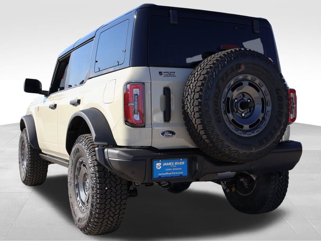 New 2025 Ford Bronco Badlands w/ Sasquatch Package image 3