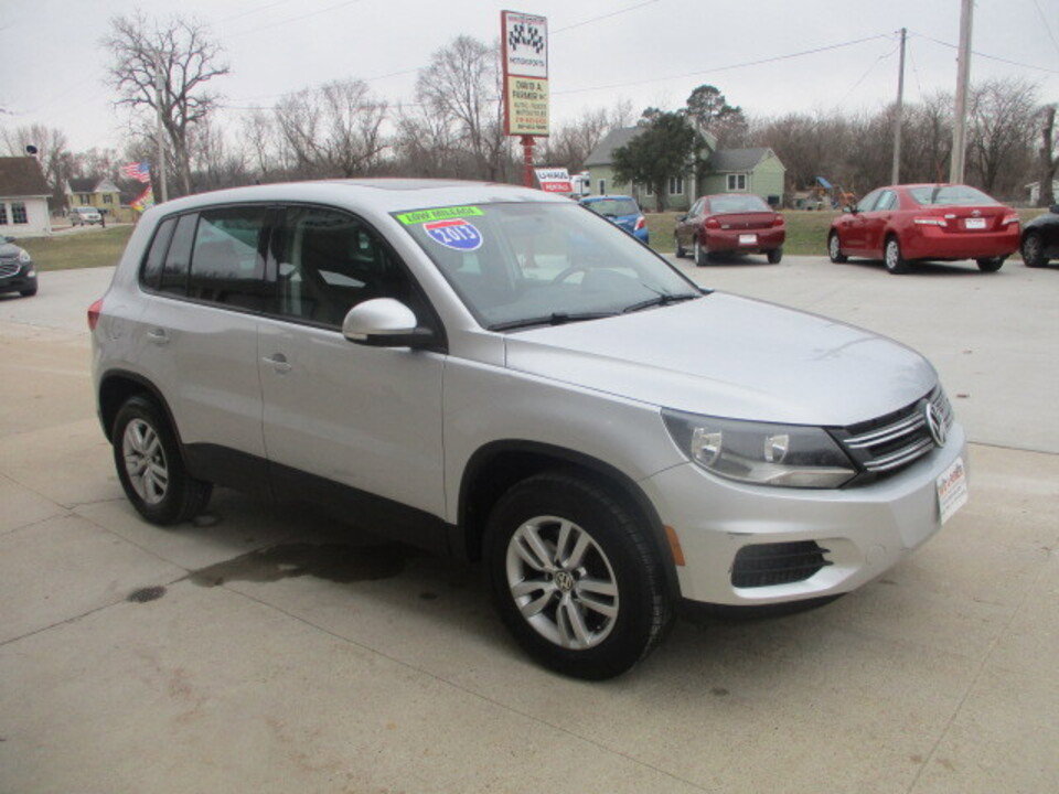 Used 2013 Volkswagen Tiguan S image 18