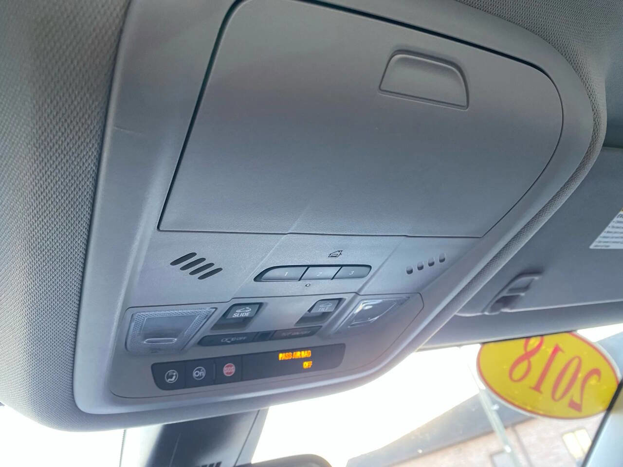 Used 2018 GMC Acadia SLT w/ LPO, Floor Liner Package image 23