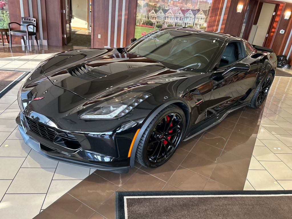 Used 2017 Chevrolet Corvette Grand Sport image 3