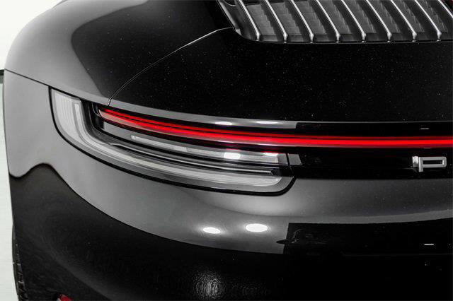 Used 2024 Porsche 911 Carrera 4S AWD/4WD image 32