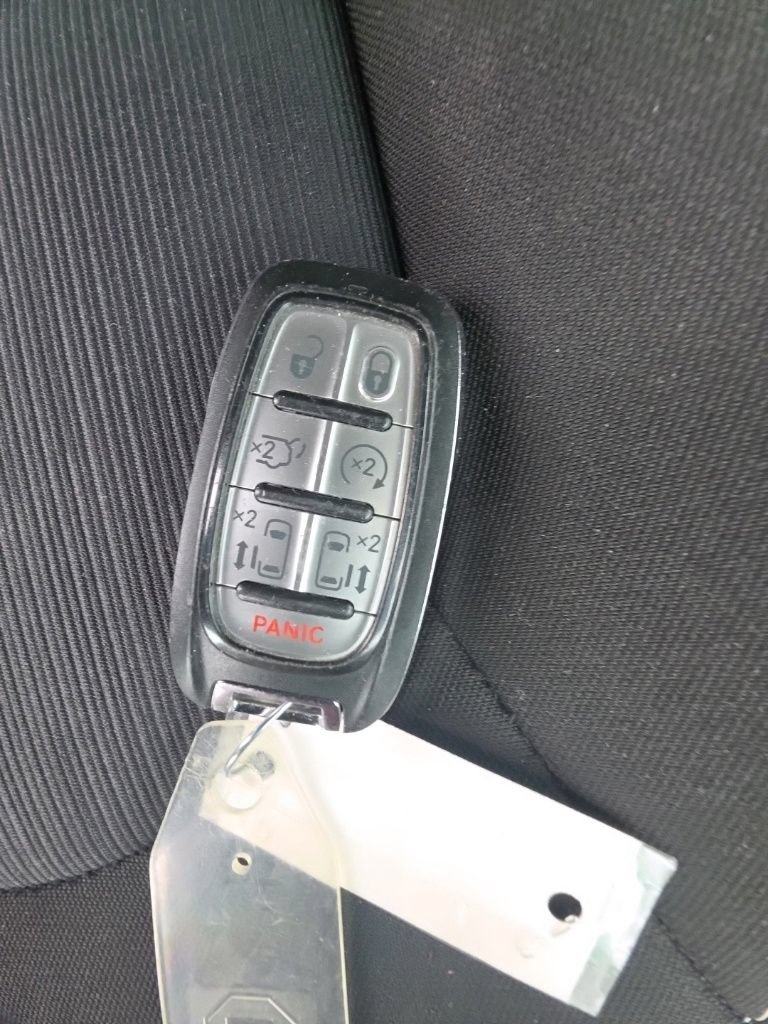 Used 2023 Chrysler Voyager LX FWD image 29