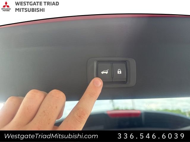New 2025 Mitsubishi Outlander SEL image 31