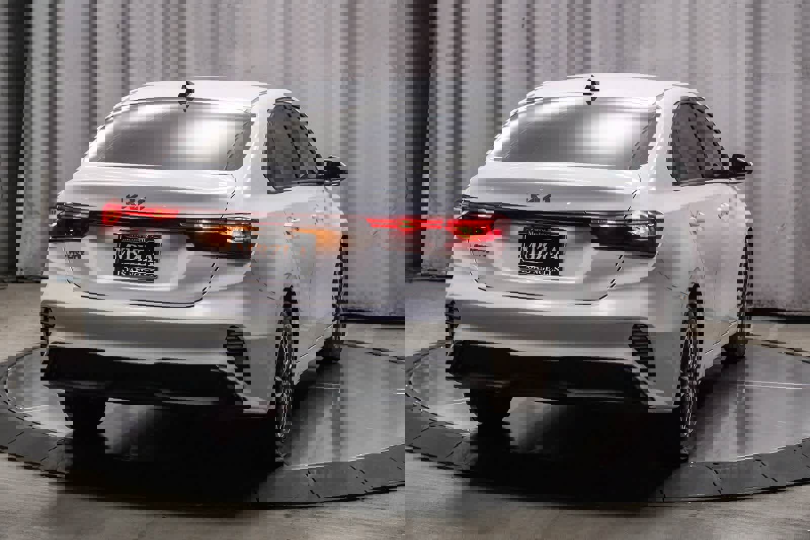 Used 2023 Kia Forte LXS w/ LXS Technology Package image 4