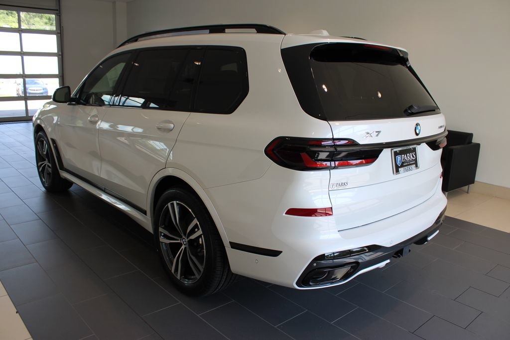 New 2027 BMW X7 xDrive40i w/ M Sport Package AWD/4WD image 32