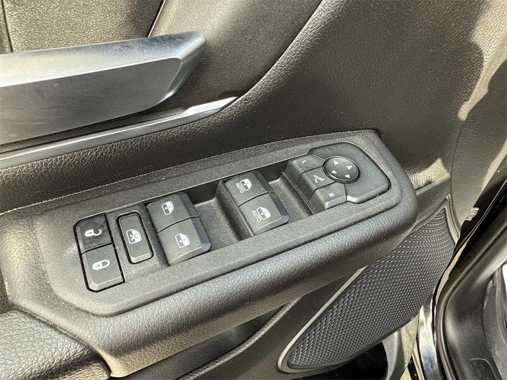 Used 2025 RAM 1500 Lone Star image 12