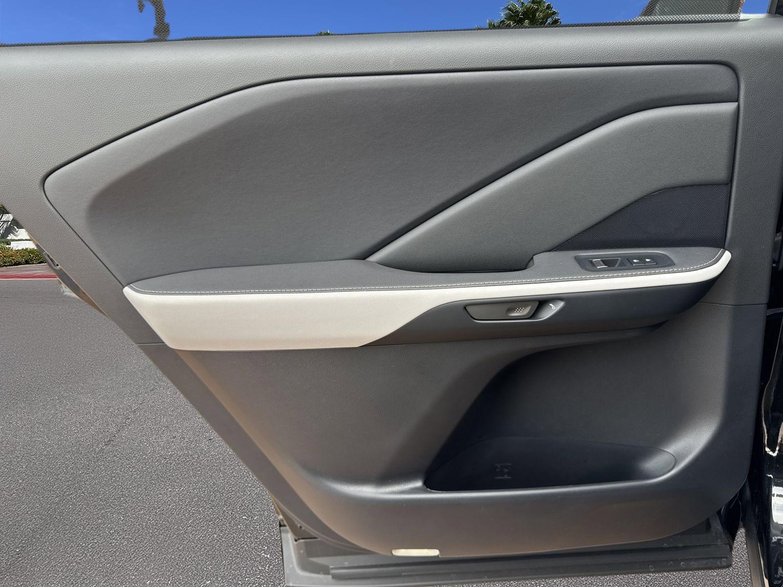 Used 2026 Lexus TX 500h AWD image 8