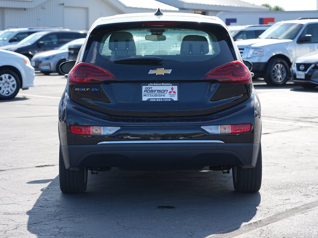 Used 2018 Chevrolet Bolt LT FWD image 4