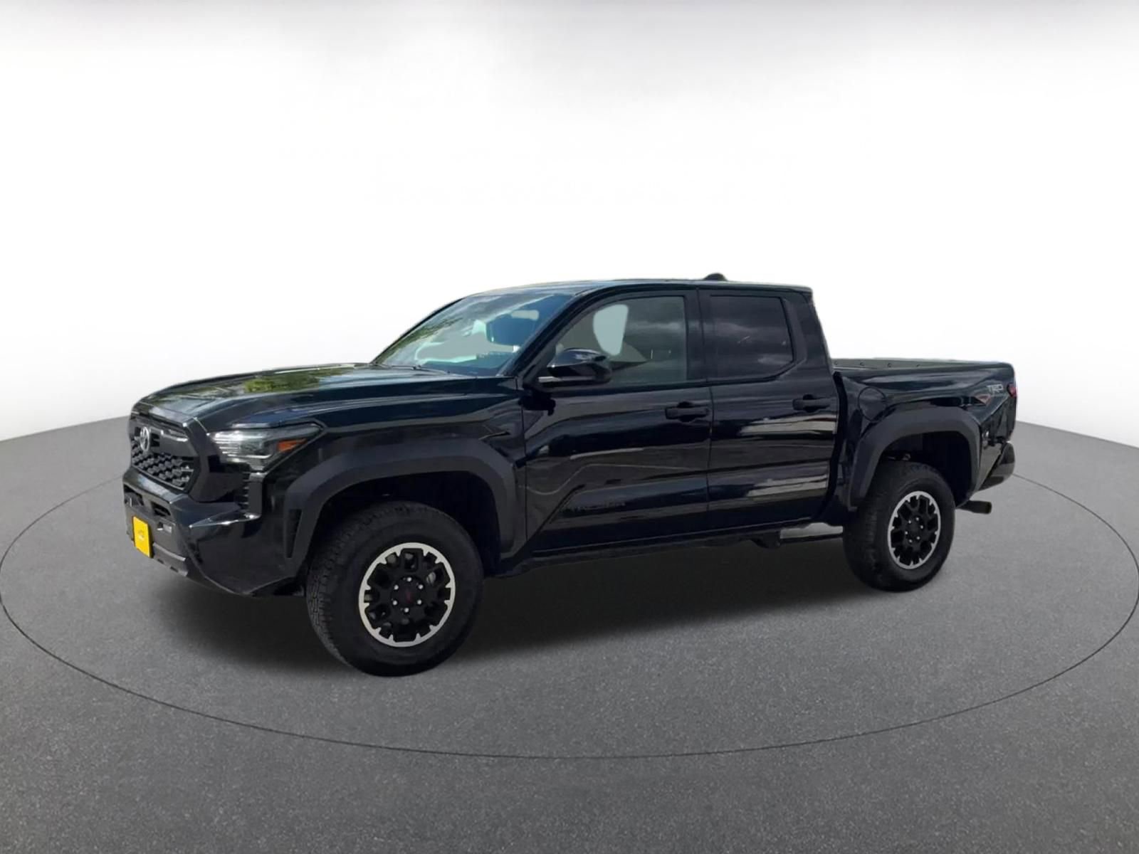 Used 2025 Toyota Tacoma TRD Off-Road AWD/4WD image 8