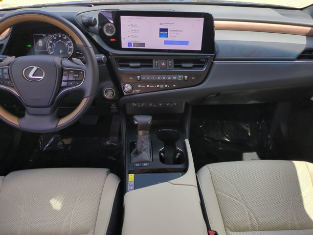 Certified 2025 Lexus ES 300h w/ Technology Package FWD image 14