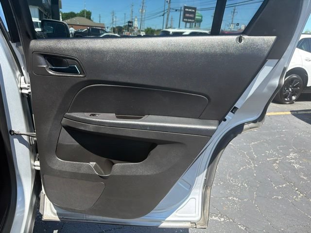 Used 2016 GMC Terrain SLE w/ Convenience Package AWD/4WD image 16