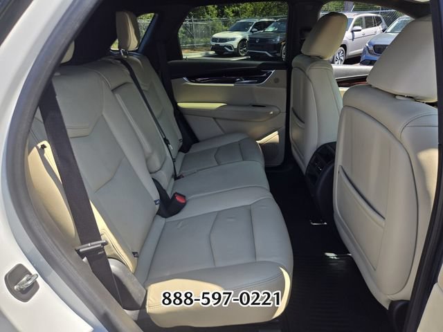 Used 2018 Cadillac XT5 Luxury w/ Driver Awareness Package FWD image 19